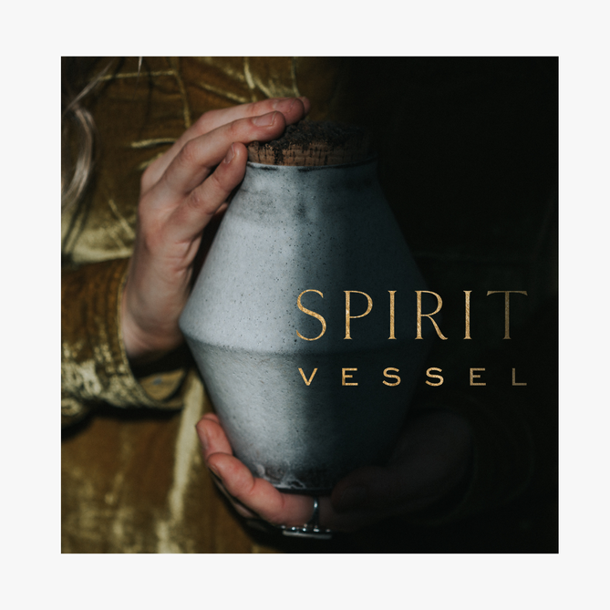 Spirit Vessel: Mindfully crafted ceramic urns and personalized celebration of life ceremonies
